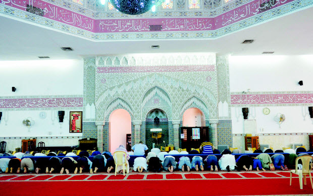 مسجد فهد سند عبدالهادي العجمي في منطقة الفحيحيل